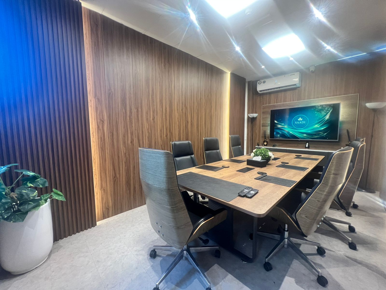 Saadi Corporate Office and Boardroom